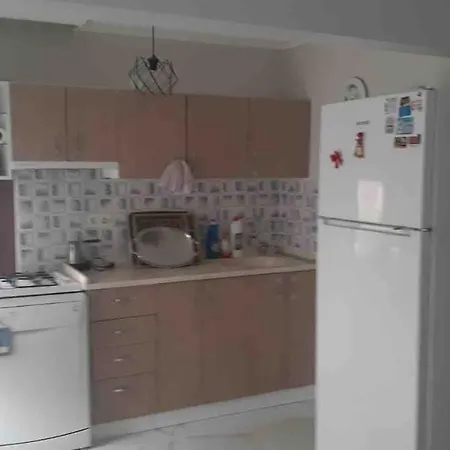 Suitable Family With Garden Apartament *