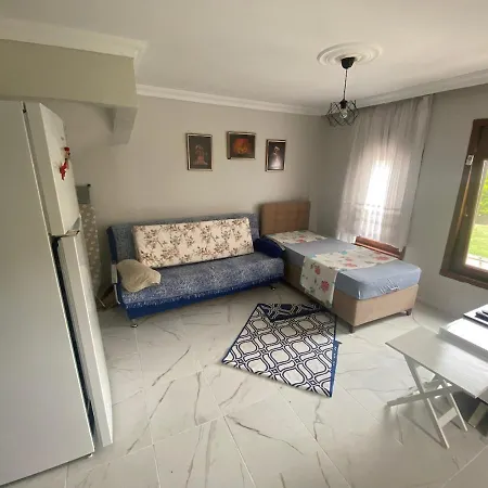 Suitable Family With Garden Apartamento